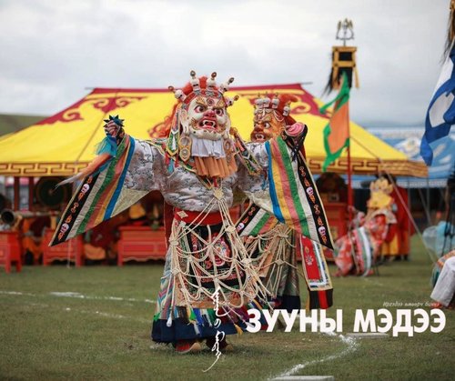 ФОТО: Амралтын өдрүүдэд 